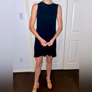 Alya Sleeveless Black T-Shirt Dress